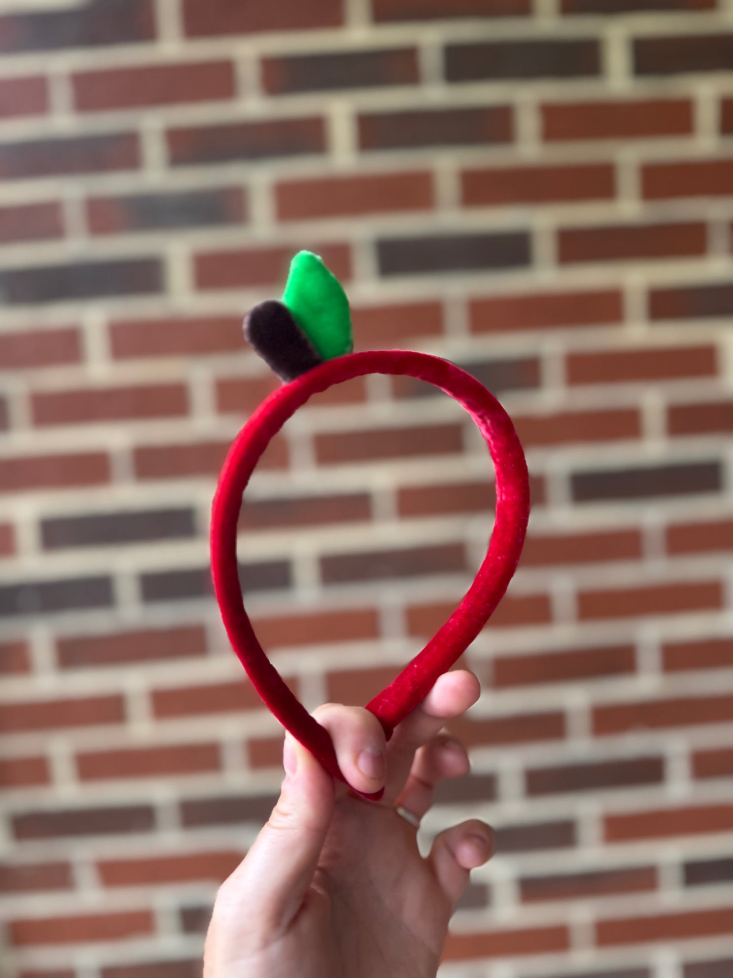 Red Delicious Apple Velvets(Preorder)